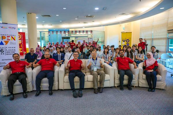 马来西亚国立大学地理位置与学习环境说明